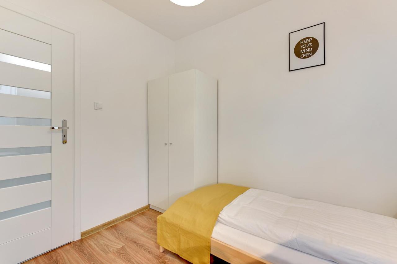 Apartament Pokoje Gdansk Zaspa - Pilotow 5A Zewnętrze zdjęcie